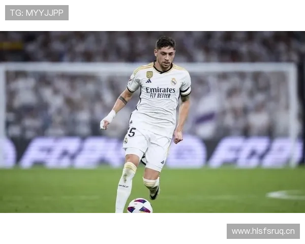 巴尔韦德:现代中场的攻防全能与体系角色解读